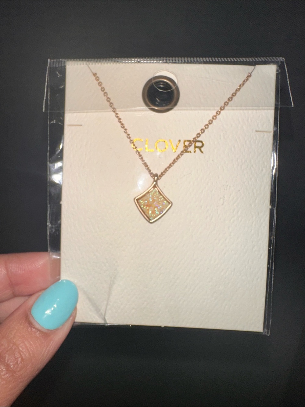 Clover LGold-Tone Iridescent Opal Pendant Necklace - Cream